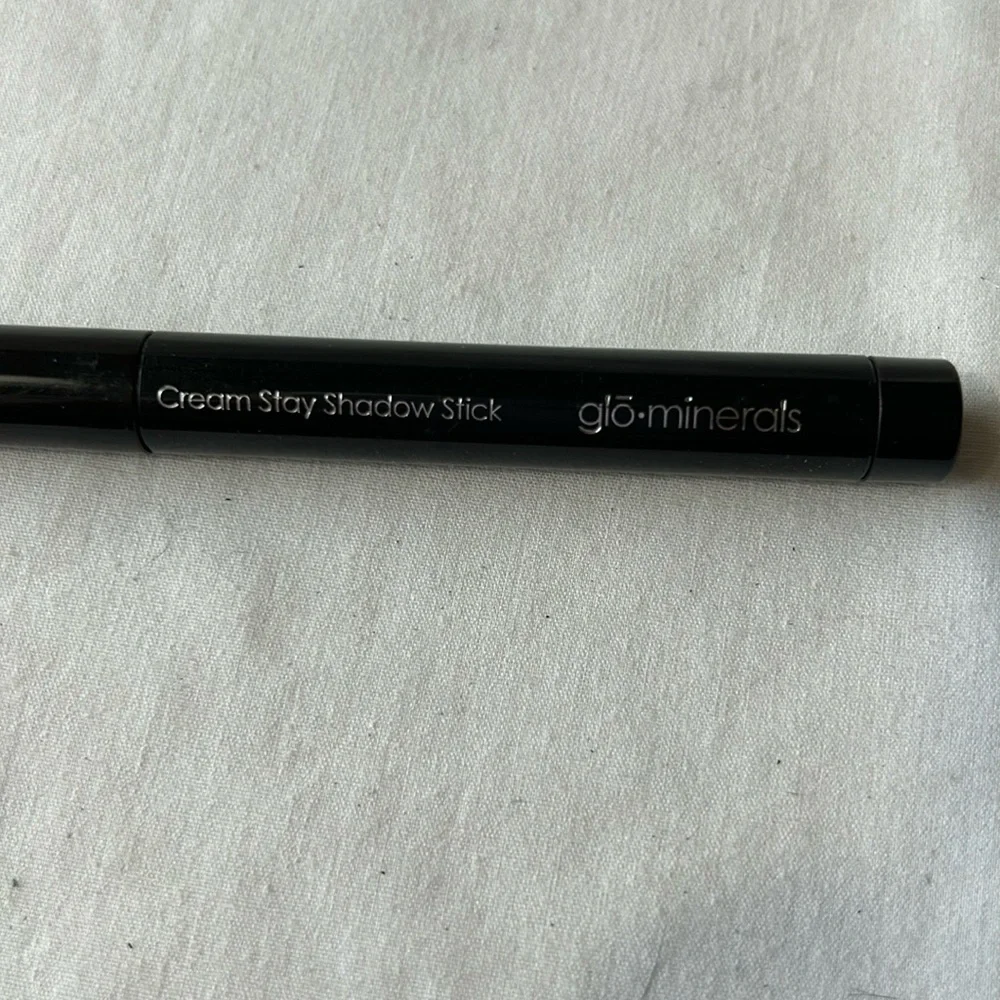 Glo Minerals Cream Stay Shadow Stick- Pitch-  New without box